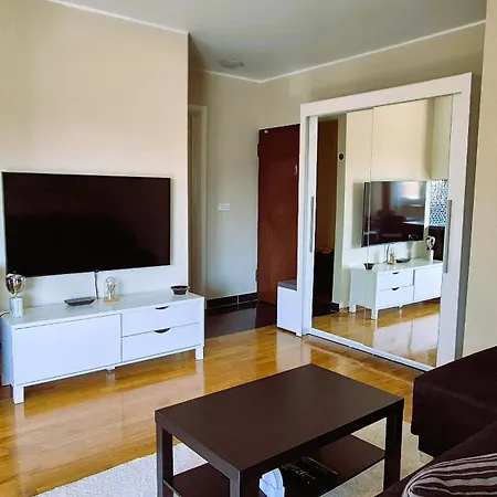 Made Apartmán *