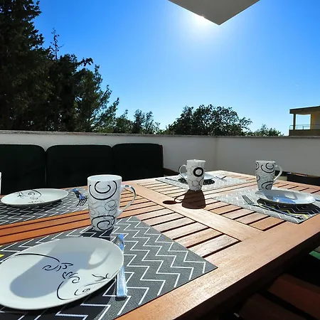 Apartamento Made Petrcane